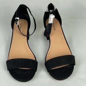 NWOT Torrid Ankle Strap Block Heels Size 10W